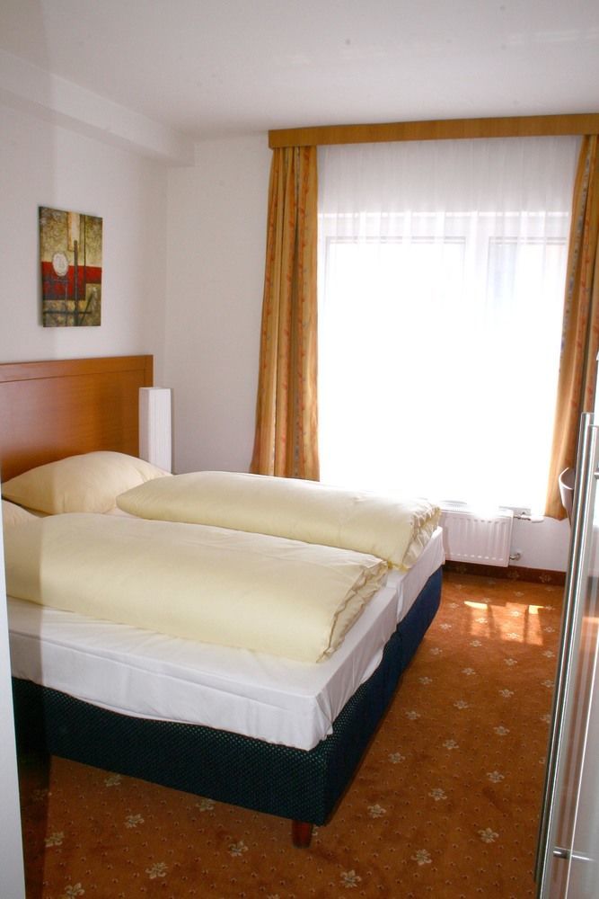 Evido Rooms Salzburgo Exterior foto