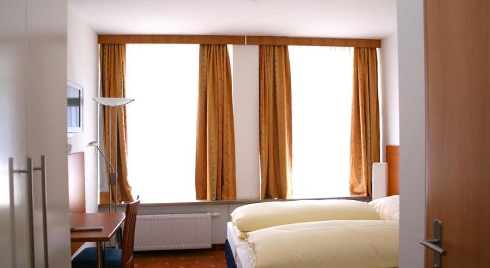 Evido Rooms Salzburgo Exterior foto